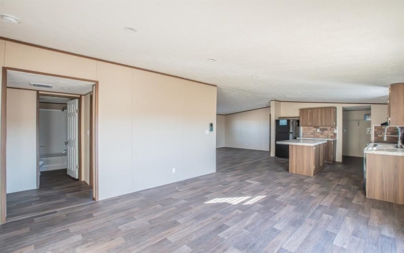 1023 Hopewell Road, Bellevue, TX 76228, 4 Bedrooms Bedrooms, ,2 BathroomsBathrooms,Residential,For Sale,1023 Hopewell Road,20982210