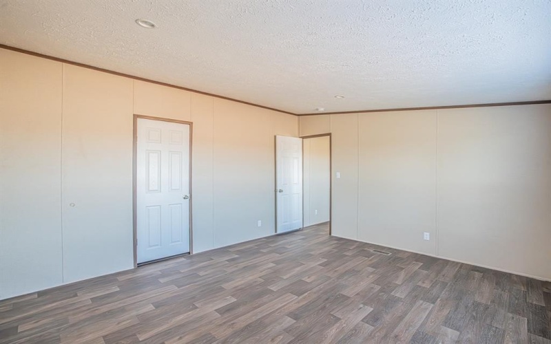 1023 Hopewell Road, Bellevue, TX 76228, 4 Bedrooms Bedrooms, ,2 BathroomsBathrooms,Residential,For Sale,1023 Hopewell Road,20982210
