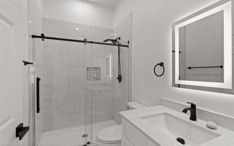 504 S Tennessee Street, McKinney, TX 75069, 4 Habitaciones Habitaciones , ,5 BañosBaños,Residential,En Venta,504 S Tennessee Street,20987421