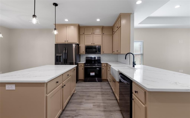 655 League Street, Sulphur Springs, TX 75482, 3 Habitaciones Habitaciones , ,2 BañosBaños,Residential,En Venta,655 League Street,0,20988115