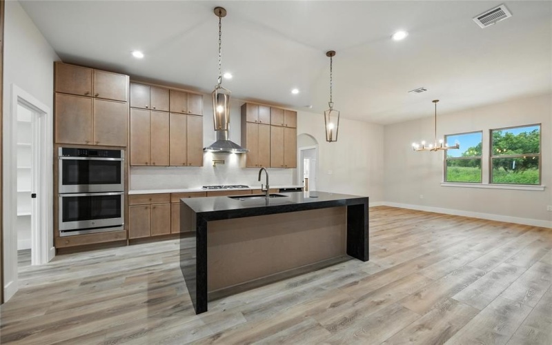 117 Goldfinch Lane, Weatherford, TX 76088, 3 Habitaciones Habitaciones , ,2 BañosBaños,Residential,En Venta,117 Goldfinch Lane,20990642
