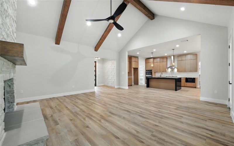 117 Goldfinch Lane, Weatherford, TX 76088, 3 Habitaciones Habitaciones , ,2 BañosBaños,Residential,En Venta,117 Goldfinch Lane,20990642