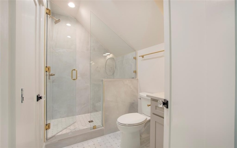 5641 Monticello Avenue, Dallas, TX 75206, 5 Habitaciones Habitaciones , ,5 BañosBaños,Residential,En Venta,5641 Monticello Avenue,20993154