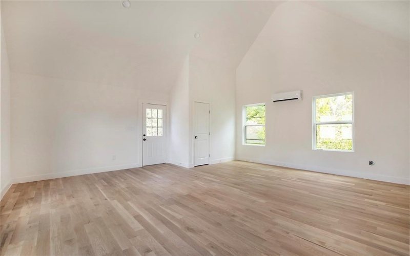 5641 Monticello Avenue, Dallas, TX 75206, 5 Habitaciones Habitaciones , ,5 BañosBaños,Residential,En Venta,5641 Monticello Avenue,20993154