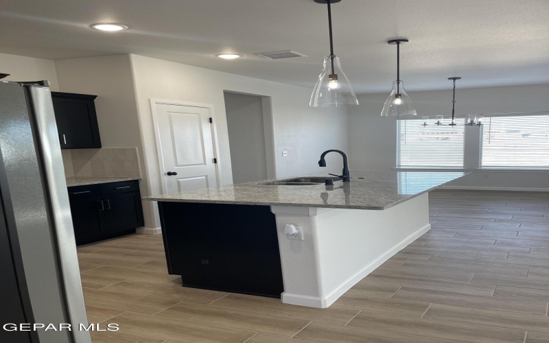 12708 Viendo Norte Drive, El Paso, TX 79934, 3 Habitaciones Habitaciones , ,2 BañosBaños,Residential,En Venta,12708 Viendo Norte Drive,895885