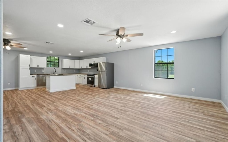 908 Matthews Avenue, Albany, TX 76430, 3 Bedrooms Bedrooms, ,2 BathroomsBathrooms,Residential,For Sale,908 Matthews Avenue,20995200