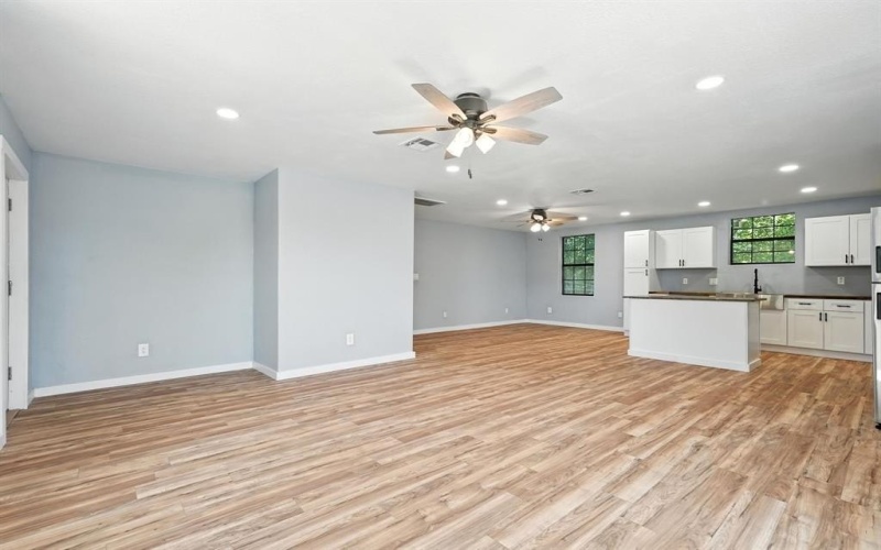 908 Matthews Avenue, Albany, TX 76430, 3 Bedrooms Bedrooms, ,2 BathroomsBathrooms,Residential,For Sale,908 Matthews Avenue,20995200