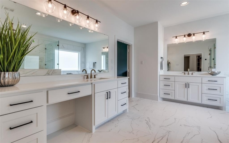 400 Cristler Avenue, Dallas, TX 75223, 4 Habitaciones Habitaciones , ,3 BañosBaños,Residential,En Venta,400 Cristler Avenue,0,20995685