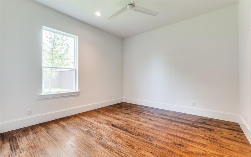 400 Cristler Avenue, Dallas, TX 75223, 4 Habitaciones Habitaciones , ,3 BañosBaños,Residential,En Venta,400 Cristler Avenue,0,20995685