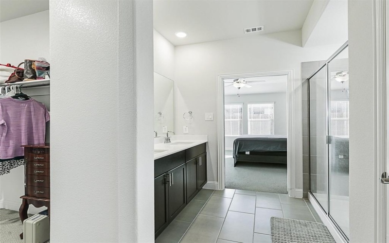 613 Huntley Drive, McKinney, TX 75071, 4 Bedrooms Bedrooms, ,3 BathroomsBathrooms,Residential,For Sale,613 Huntley Drive,20995983
