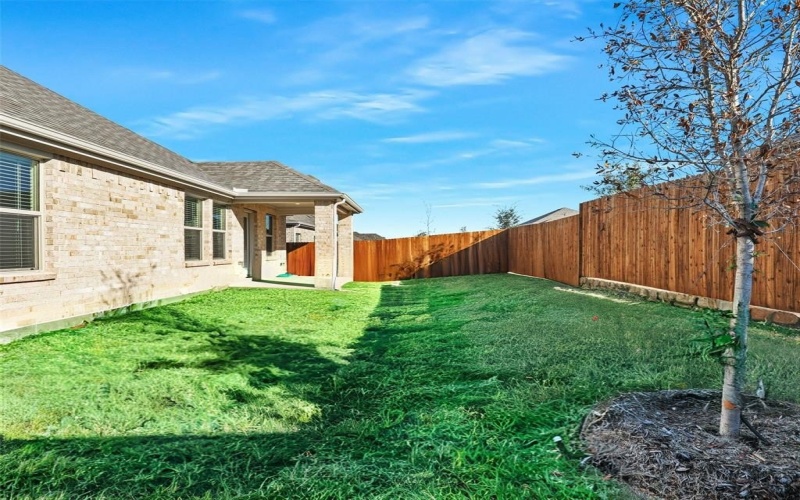 613 Huntley Drive, McKinney, TX 75071, 4 Bedrooms Bedrooms, ,3 BathroomsBathrooms,Residential,For Sale,613 Huntley Drive,20995983