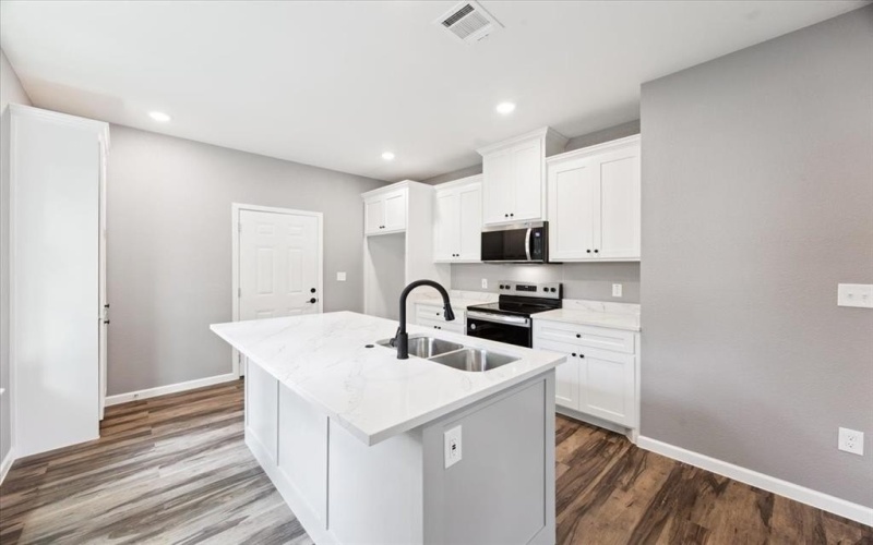 1615 E Hattie Street, Fort Worth, TX 76104, 3 Habitaciones Habitaciones , ,2 BañosBaños,Residential,En Venta,1615 E Hattie Street,20996033