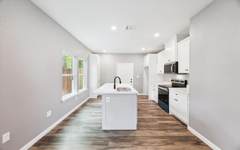 1615 E Hattie Street, Fort Worth, TX 76104, 3 Habitaciones Habitaciones , ,2 BañosBaños,Residential,En Venta,1615 E Hattie Street,20996033