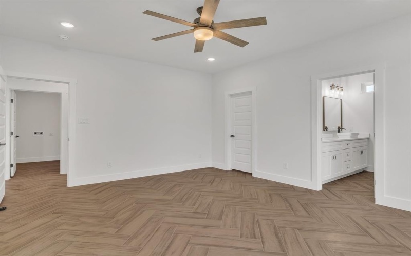 2501 Neil Court, Granbury, TX 76048, 4 Habitaciones Habitaciones , ,2 BañosBaños,Residential,En Venta,2501 Neil Court,20997011