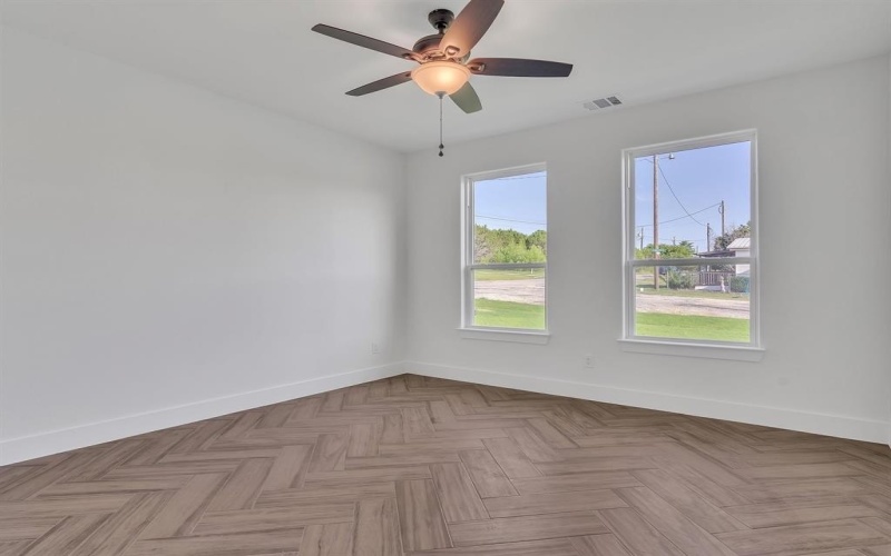 2501 Neil Court, Granbury, TX 76048, 4 Habitaciones Habitaciones , ,2 BañosBaños,Residential,En Venta,2501 Neil Court,20997011