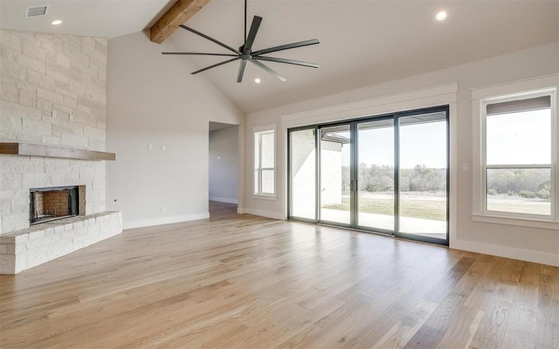 626 Hondo Crossing, Weatherford, TX 76087, 4 Bedrooms Bedrooms, ,2 BathroomsBathrooms,Residential,For Sale,626 Hondo Crossing,20997014