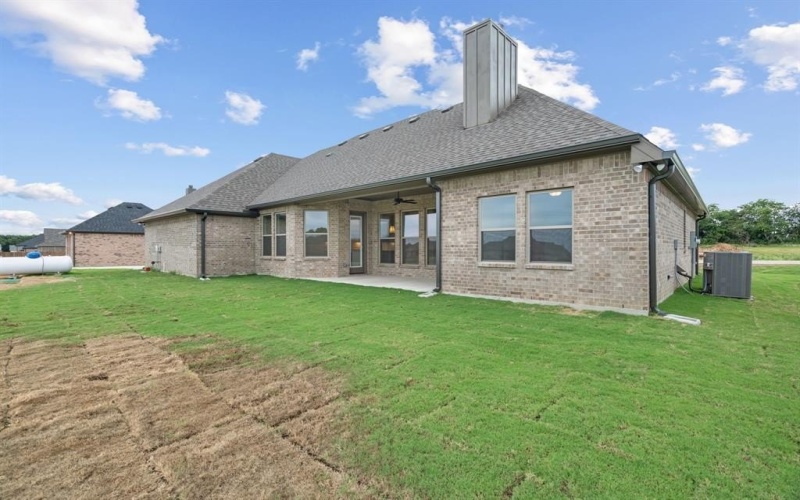 107 Moreland Street, Paradise, TX 76073, 4 Habitaciones Habitaciones , ,2 BañosBaños,Residential,En Venta,107 Moreland Street,20997023