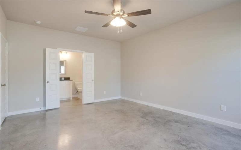 301 S Lamar Street, Itasca, TX 76055, 3 Bedrooms Bedrooms, ,2 BathroomsBathrooms,Residential,For Sale,301 S Lamar Street,20997176
