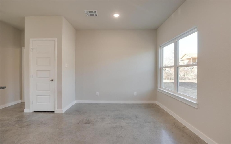 301 S Lamar Street, Itasca, TX 76055, 3 Bedrooms Bedrooms, ,2 BathroomsBathrooms,Residential,For Sale,301 S Lamar Street,20997176