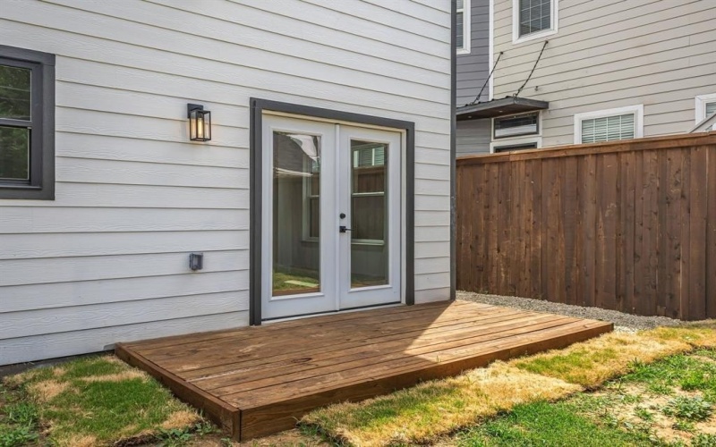 3709 Colonial Avenue, Dallas, TX 75215, 4 Bedrooms Bedrooms, ,2 BathroomsBathrooms,Residential,For Sale,3709 Colonial Avenue,20997212