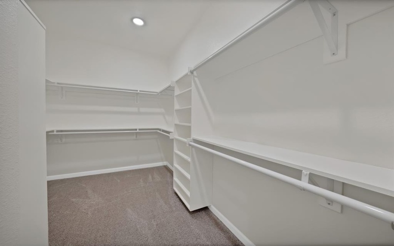 2902 Walnut Street, Greenville, TX 75401, 4 Bedrooms Bedrooms, ,3 BathroomsBathrooms,Residential,For Sale,2902 Walnut Street,20997337