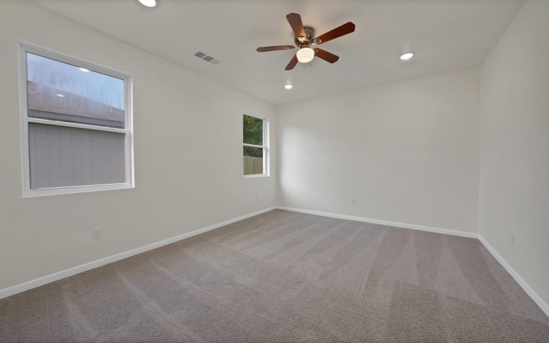 2902 Walnut Street, Greenville, TX 75401, 4 Bedrooms Bedrooms, ,3 BathroomsBathrooms,Residential,For Sale,2902 Walnut Street,20997337