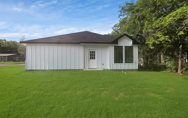 2902 Walnut Street, Greenville, TX 75401, 4 Bedrooms Bedrooms, ,3 BathroomsBathrooms,Residential,For Sale,2902 Walnut Street,20997337