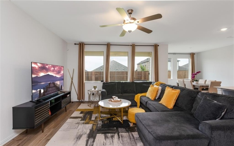 1558 Gentle Night Drive, Forney, TX 75126, 3 Bedrooms Bedrooms, ,2 BathroomsBathrooms,Residential,For Sale,1558 Gentle Night Drive,20997392