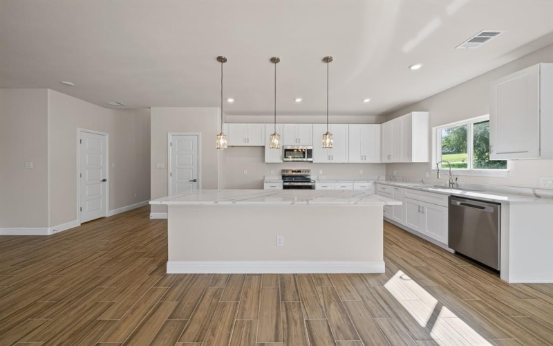 502 Balboa Drive E, Runaway Bay, TX 76426, 3 Habitaciones Habitaciones , ,2 BañosBaños,Residential,En Venta,502 Balboa Drive E,20997481