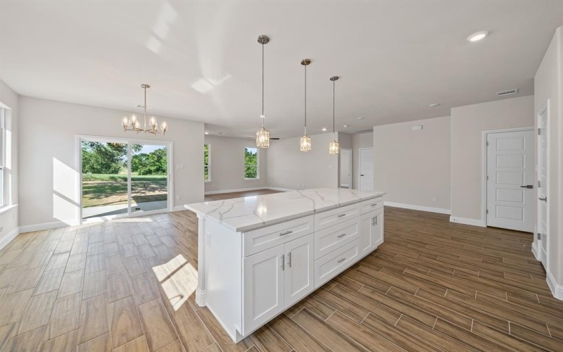 502 Balboa Drive E, Runaway Bay, TX 76426, 3 Habitaciones Habitaciones , ,2 BañosBaños,Residential,En Venta,502 Balboa Drive E,20997481
