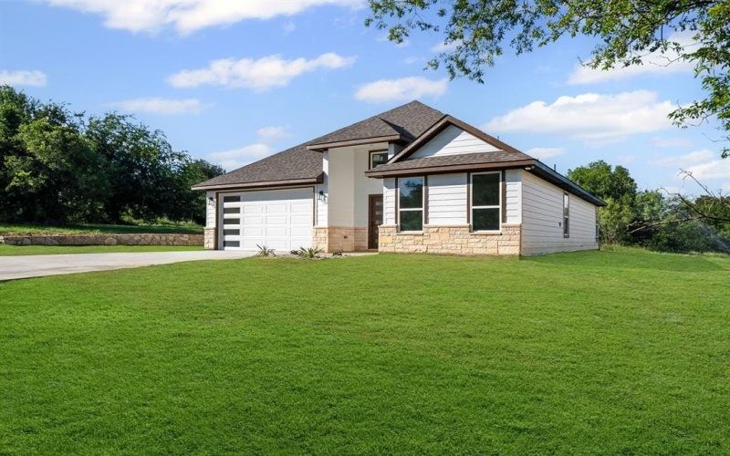 502 Balboa Drive E, Runaway Bay, TX 76426, 3 Habitaciones Habitaciones , ,2 BañosBaños,Residential,En Venta,502 Balboa Drive E,20997481