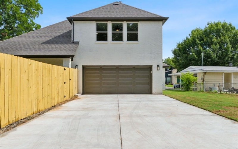 5849 Lyle Street, Westworth Village, TX 76114, 4 Bedrooms Bedrooms, ,2 BathroomsBathrooms,Residential,For Sale,5849 Lyle Street,20997619