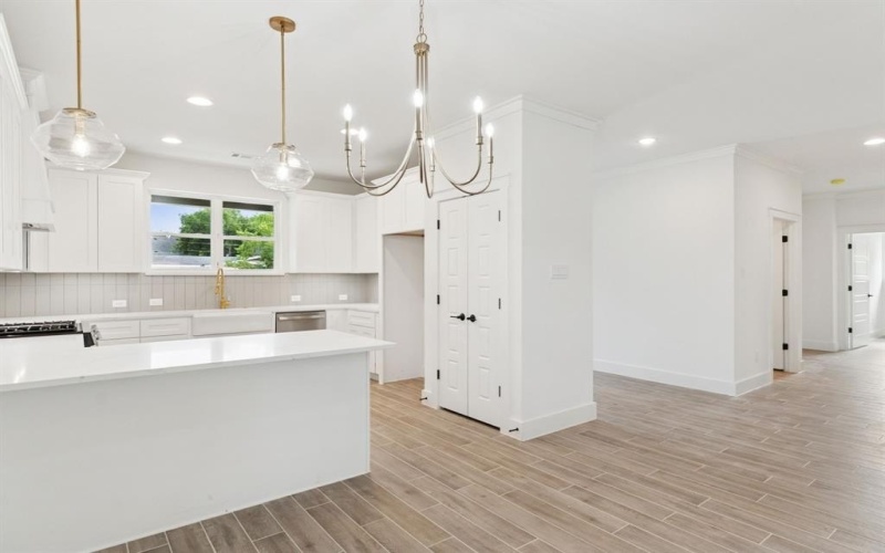 5849 Lyle Street, Westworth Village, TX 76114, 4 Bedrooms Bedrooms, ,2 BathroomsBathrooms,Residential,For Sale,5849 Lyle Street,20997619