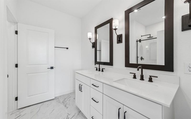 535 Meadowlark Drive, Van Alstyne, TX 75495, 4 Habitaciones Habitaciones , ,2 BañosBaños,Residential,En Venta,535 Meadowlark Drive,0,20997623