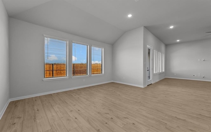 1422 Red Clover Avenue, Van Alstyne, TX 75495, 4 Habitaciones Habitaciones , ,2 BañosBaños,Residential,En Venta,1422 Red Clover Avenue,20997775