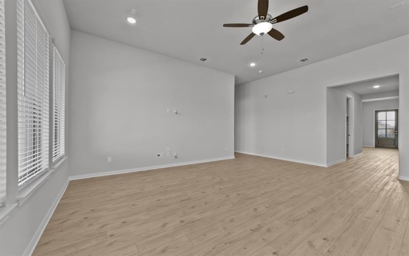 1422 Red Clover Avenue, Van Alstyne, TX 75495, 4 Habitaciones Habitaciones , ,2 BañosBaños,Residential,En Venta,1422 Red Clover Avenue,20997775