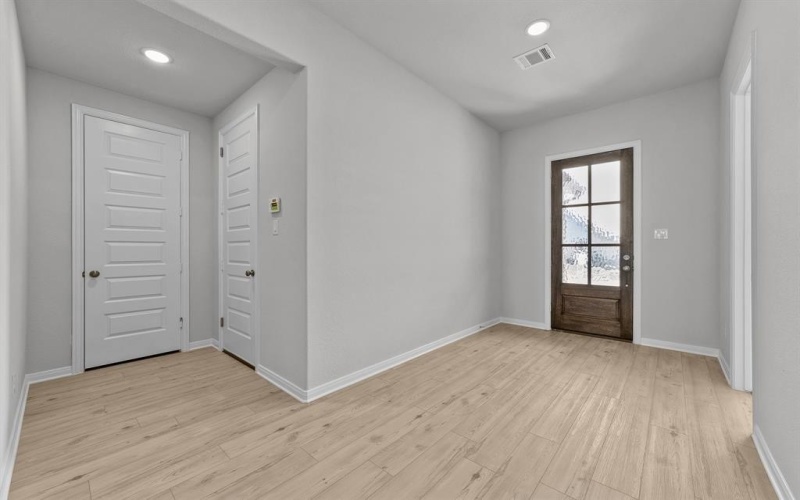 1422 Red Clover Avenue, Van Alstyne, TX 75495, 4 Habitaciones Habitaciones , ,2 BañosBaños,Residential,En Venta,1422 Red Clover Avenue,20997775