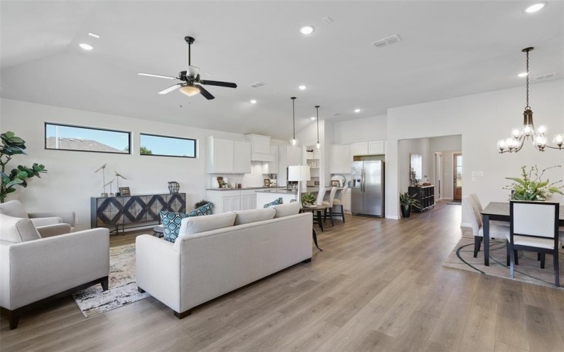 1503 Red Clover Avenue, Van Alstyne, TX 75495, 4 Habitaciones Habitaciones , ,2 BañosBaños,Residential,En Venta,1503 Red Clover Avenue,20997779