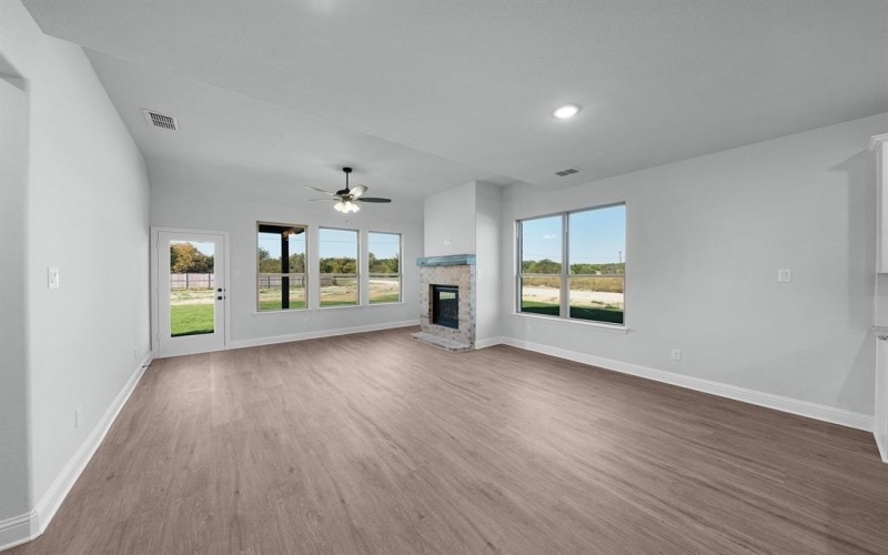 2891 Goldeneye, Greenville, TX 75402, 4 Bedrooms Bedrooms, ,2 BathroomsBathrooms,Residential,For Sale,2891 Goldeneye,0,20997811