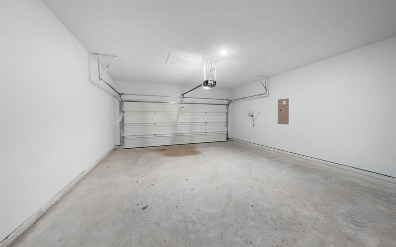 2891 Goldeneye, Greenville, TX 75402, 4 Bedrooms Bedrooms, ,2 BathroomsBathrooms,Residential,For Sale,2891 Goldeneye,0,20997811