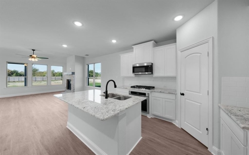 2891 Goldeneye, Greenville, TX 75402, 4 Bedrooms Bedrooms, ,2 BathroomsBathrooms,Residential,For Sale,2891 Goldeneye,0,20997811