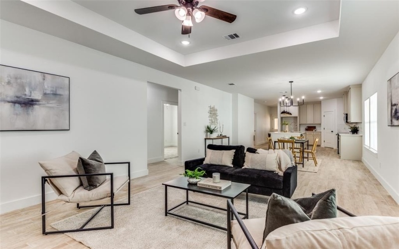 519 W Kellis Street, Fort Worth, TX 76115, 3 Bedrooms Bedrooms, ,2 BathroomsBathrooms,Residential,For Sale,519 W Kellis Street,0,20997879