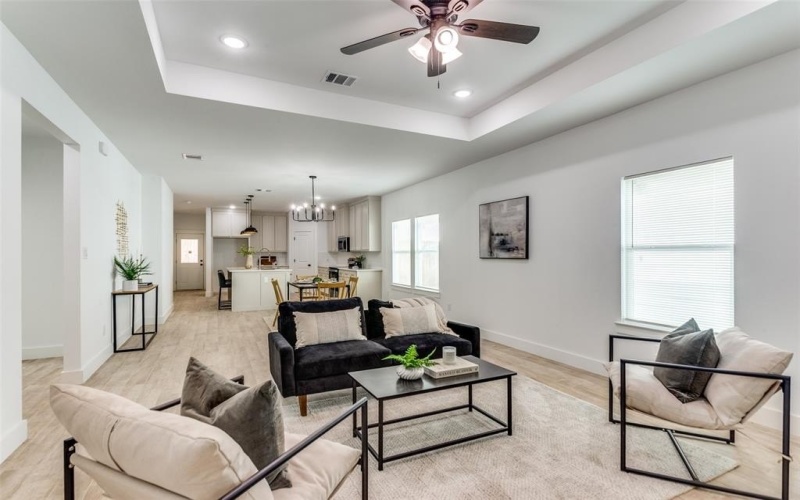 519 W Kellis Street, Fort Worth, TX 76115, 3 Bedrooms Bedrooms, ,2 BathroomsBathrooms,Residential,For Sale,519 W Kellis Street,0,20997879
