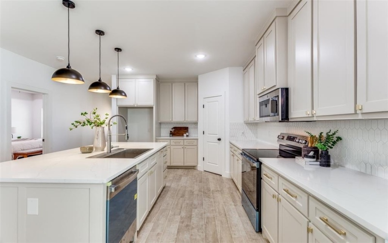 519 W Kellis Street, Fort Worth, TX 76115, 3 Bedrooms Bedrooms, ,2 BathroomsBathrooms,Residential,For Sale,519 W Kellis Street,0,20997879