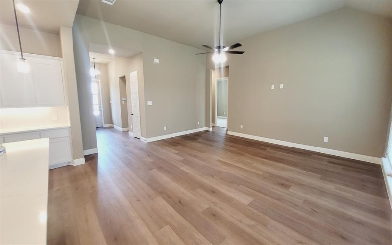 1928 Barrix Lane, DeSoto, TX 75115, 4 Bedrooms Bedrooms, ,3 BathroomsBathrooms,Residential,For Sale,1928 Barrix Lane,0,20998048