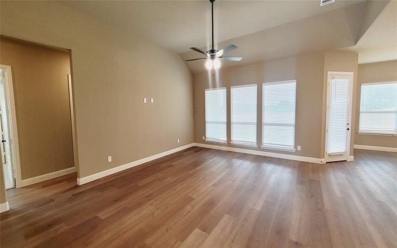 1928 Barrix Lane, DeSoto, TX 75115, 4 Bedrooms Bedrooms, ,3 BathroomsBathrooms,Residential,For Sale,1928 Barrix Lane,0,20998048