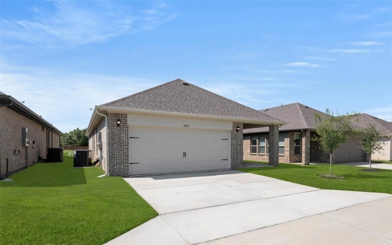 2841 Livestock, Midlothian, TX 76065, 2 Bedrooms Bedrooms, ,2 BathroomsBathrooms,Residential,For Sale,2841 Livestock,0,20998216