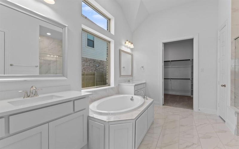 4004 Gervais Dr., McKinney, TX 75071, 4 Habitaciones Habitaciones , ,5 BañosBaños,Residential,En Venta,4004 Gervais Dr.,0,20998239