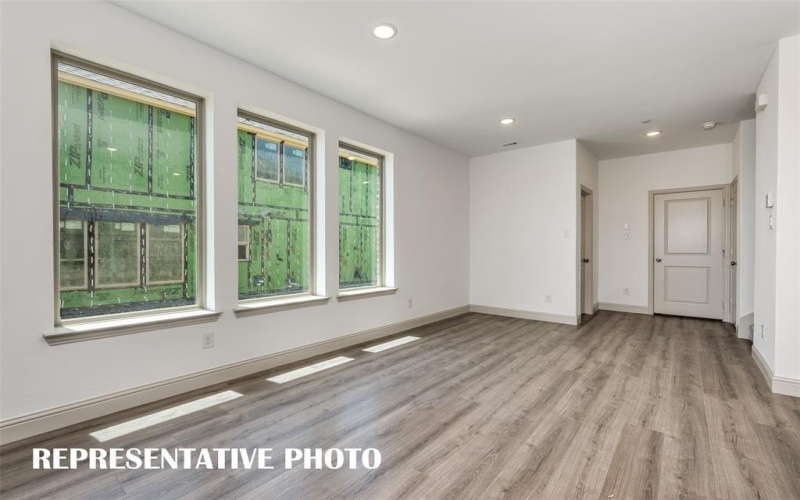 516 Parkside Drive, Argyle, TX 76226, 3 Bedrooms Bedrooms, ,2 BathroomsBathrooms,Residential,For Sale,516 Parkside Drive,20998242