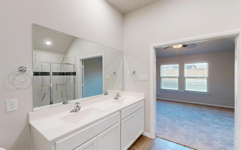 7416 Sunset Valley Lane, Denton, TX 76249, 3 Habitaciones Habitaciones , ,2 BañosBaños,Residential,En Venta,7416 Sunset Valley Lane,0,20998247